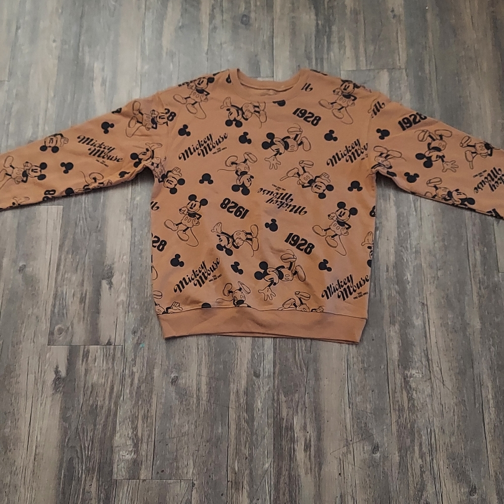 Disney Mickey Mouse sweater